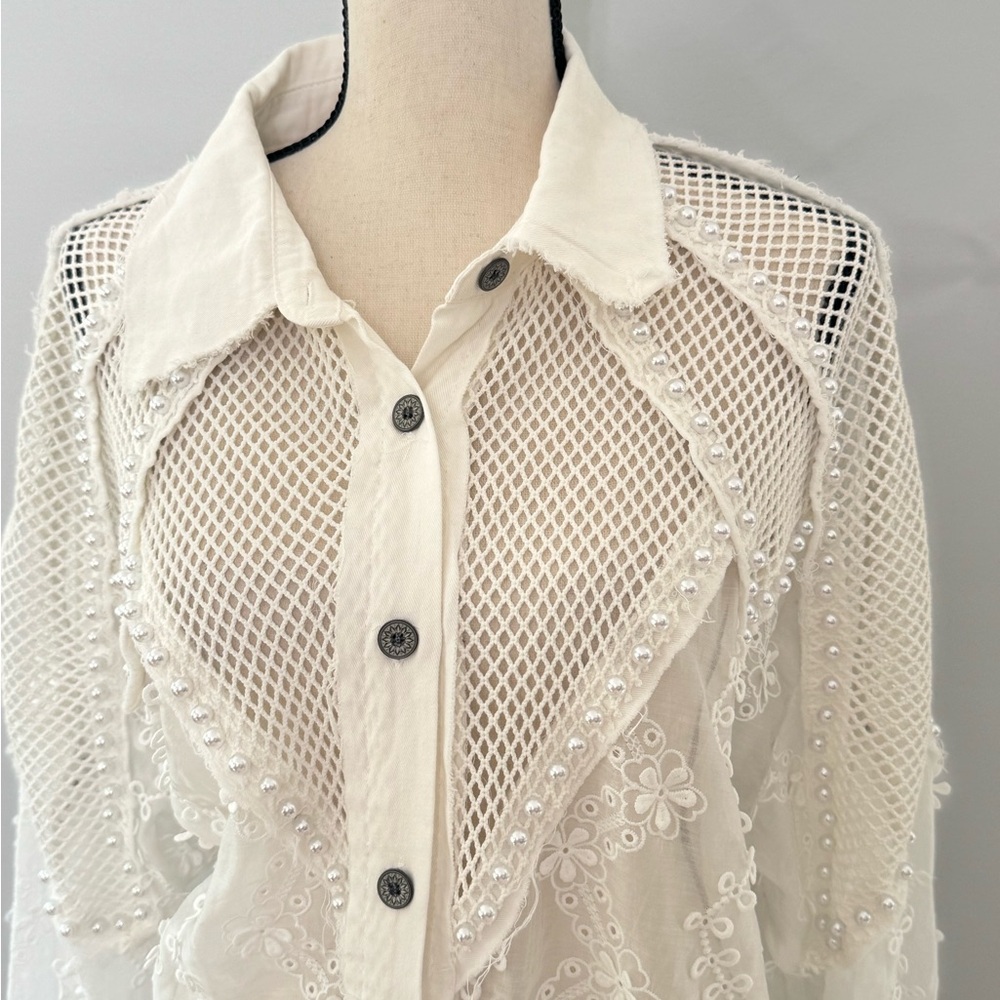 POL Women’s‎ Size Small Balloon Sleeve Fabric Patch Textured Shirt Top Pearls - Picture 4 of 11